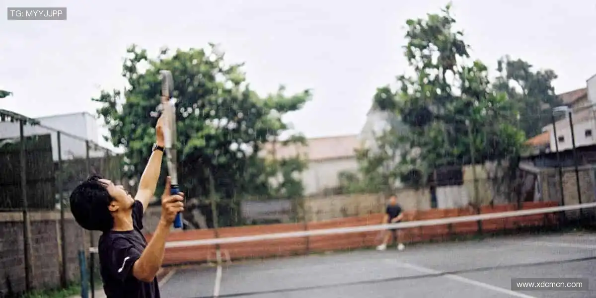 🎮 潮流装备，释放你的运动 DNA！👟